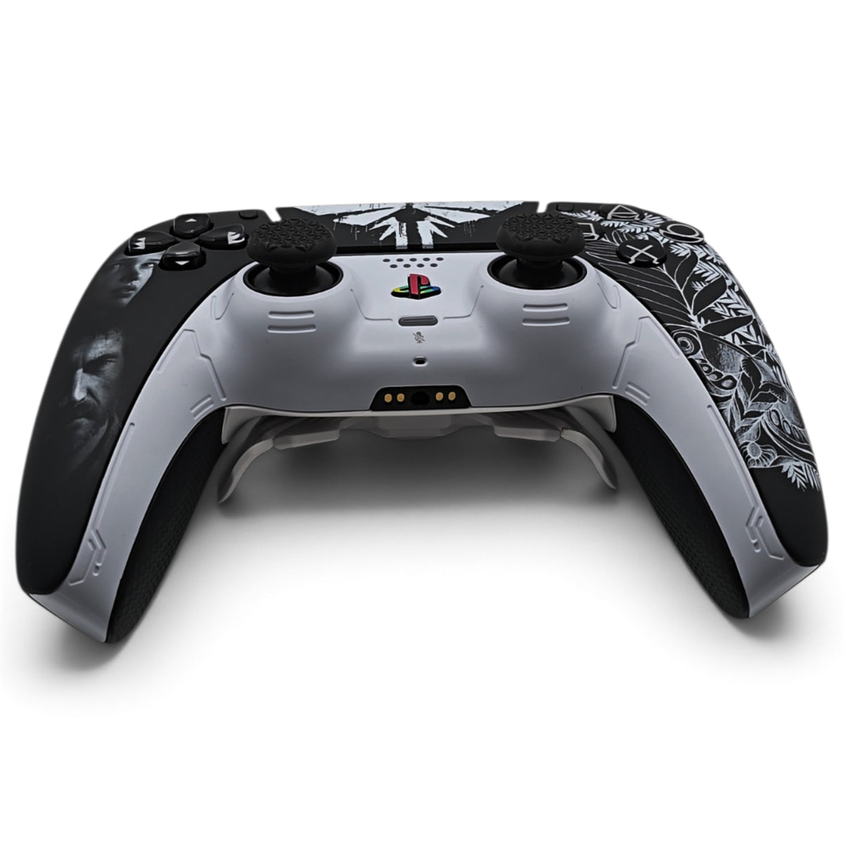 Karnyx PS5 Pro Controller mit TMR-Sticks – Frontansicht